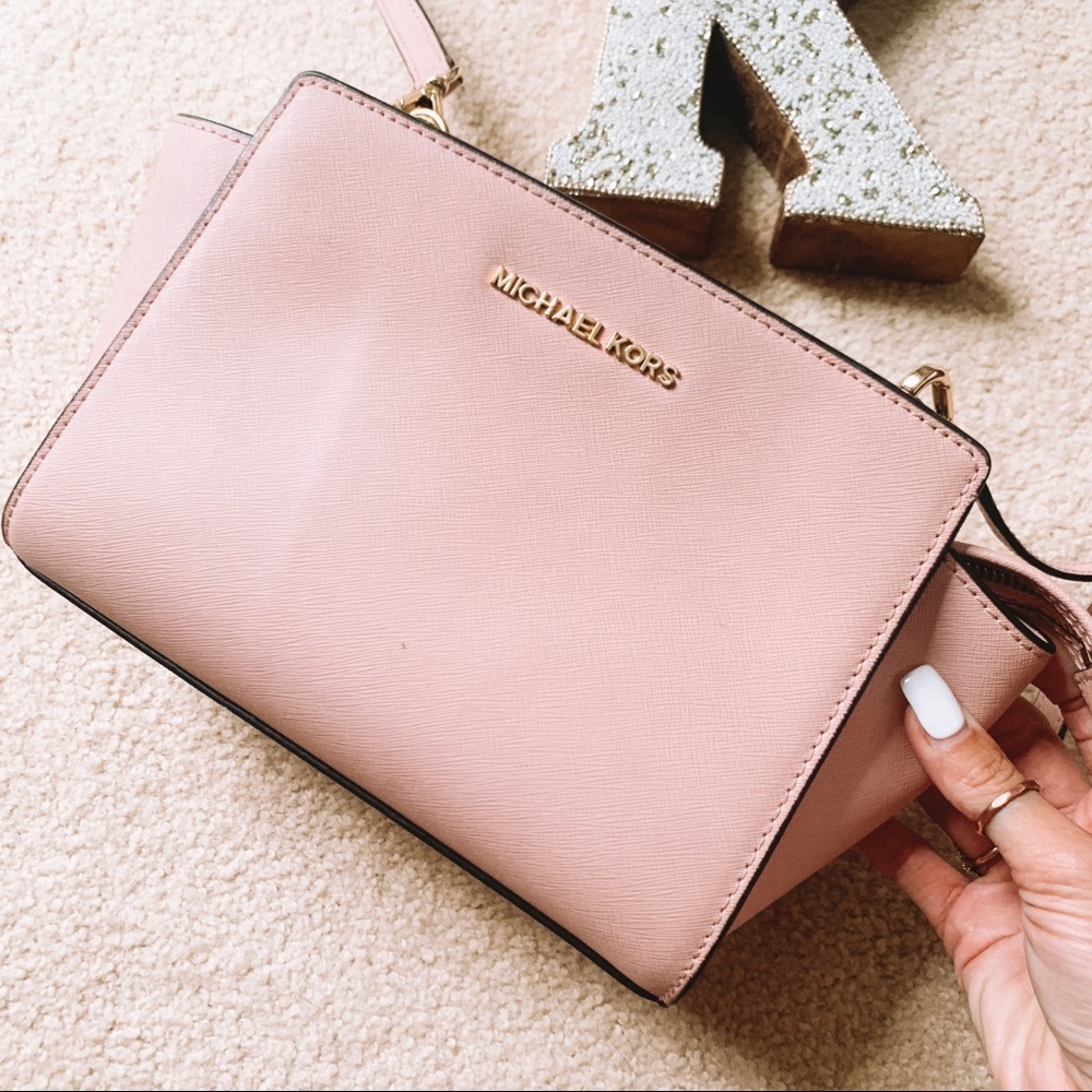 Micheal Kors Purse